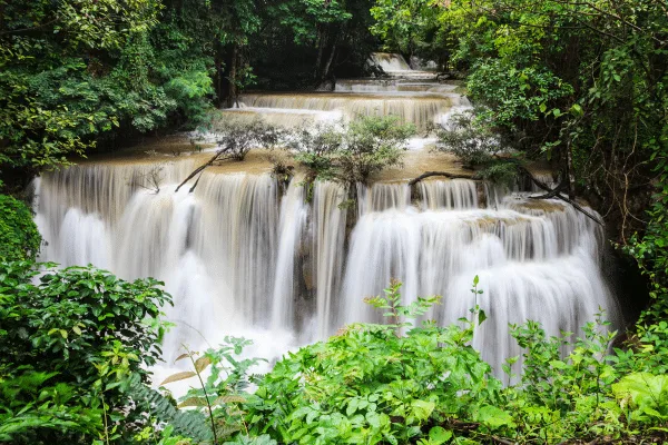 Wodospady Erawan zwiedzaj z AsiaTrip.pl