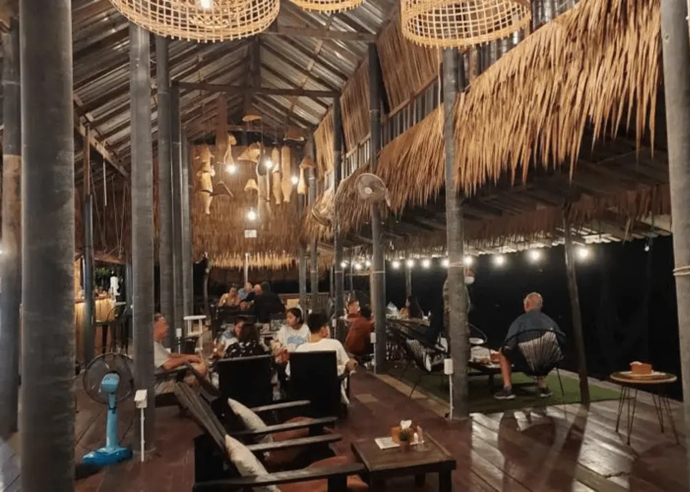 Królewska Ekspedycja Wybrzeża: 12 Dni – 2 Wyspy i Wodospady | AsiaTrip.pl