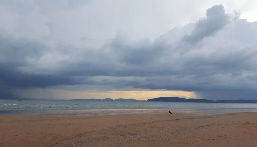 Mapa Tajlandii z zaznaczonymi regionami monsunowymi