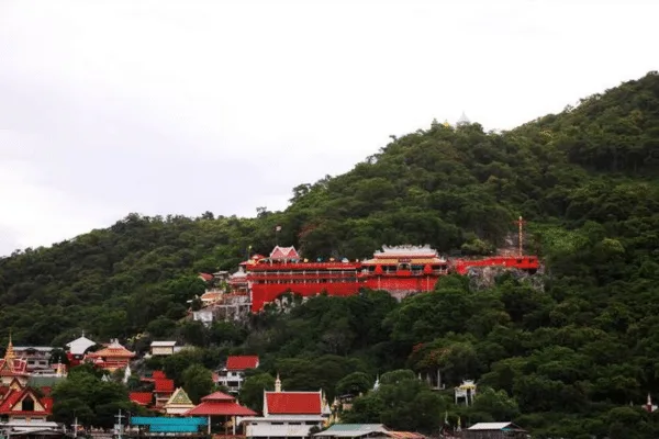 Tajemnicza wyspa zwiedzaj z AsiaTrip.pl