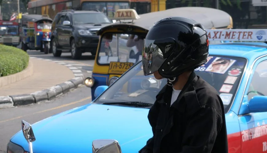 Traffic and taxis in central Bangkok, Thailand